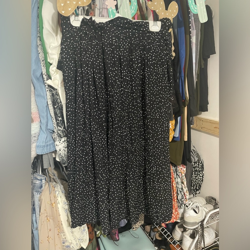 Pleated casual maxi skirt